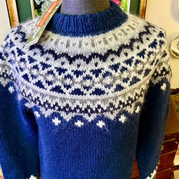 Icewear SKJÖLDUR,NEW TAGs,100% HAND KNITTED Wool Icelandic Sweater, Sz M,RT $377 - Picture 1 of 15